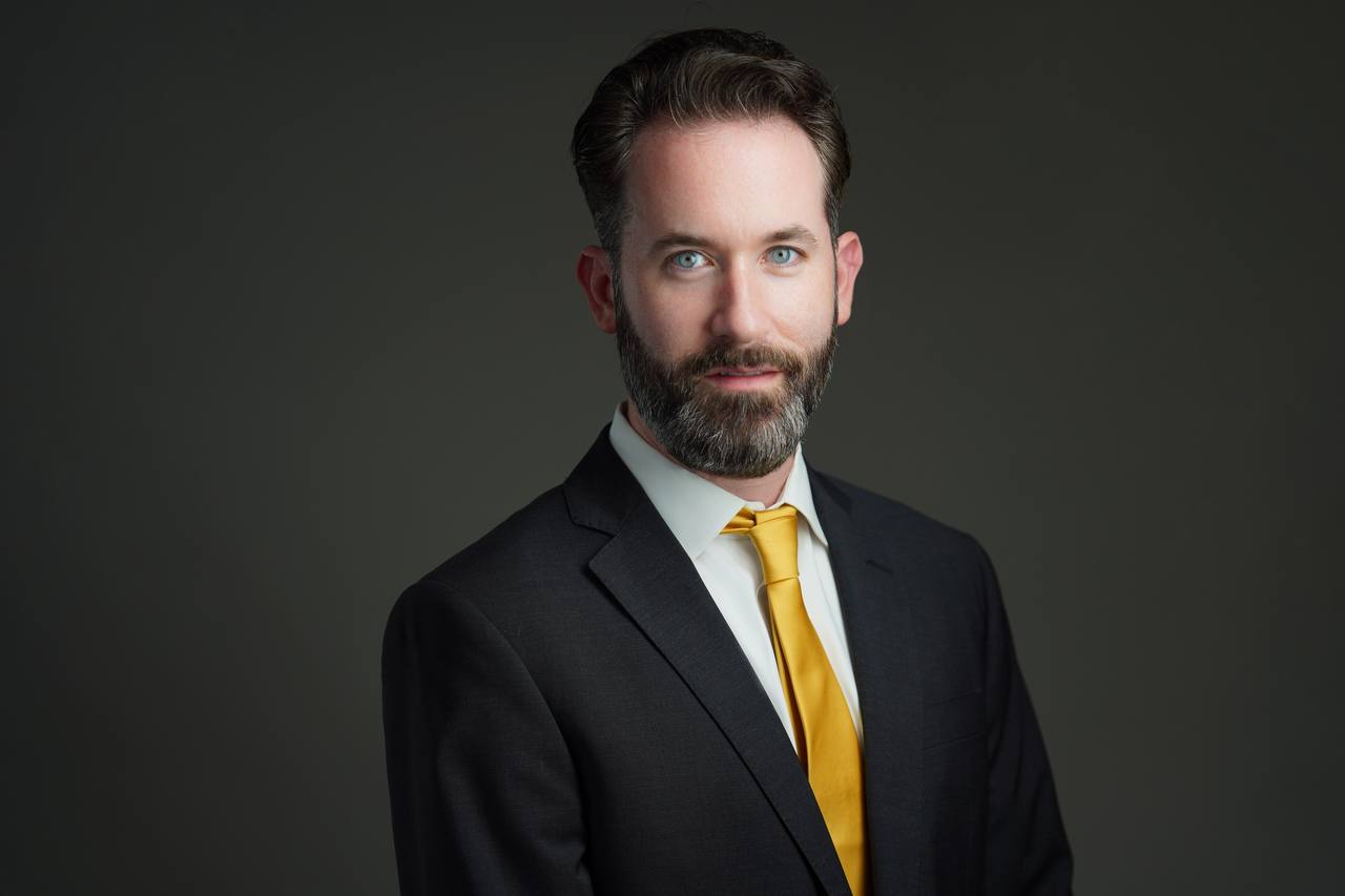 Nick Maddox, Managing Partner of Maddox & Mu&ntilde;iz, PLLC